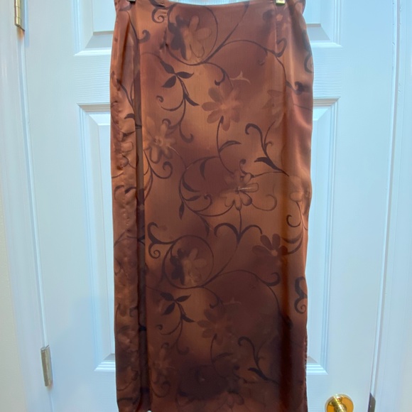 Vintage Classiques Entier Brown Flower Skirt. - Picture 1 of 6